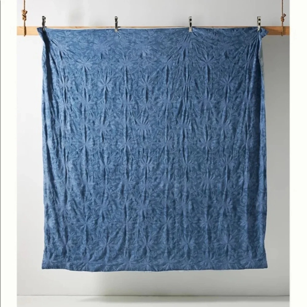 😁Anthropologie-Woven Batia Queen Duvet Cover